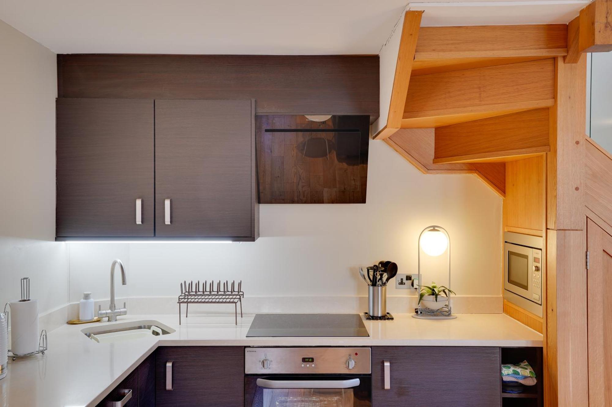 Garden Stable At Hallsteads: Luxury Stone Cottage, With Parking アルンマス エクステリア 写真