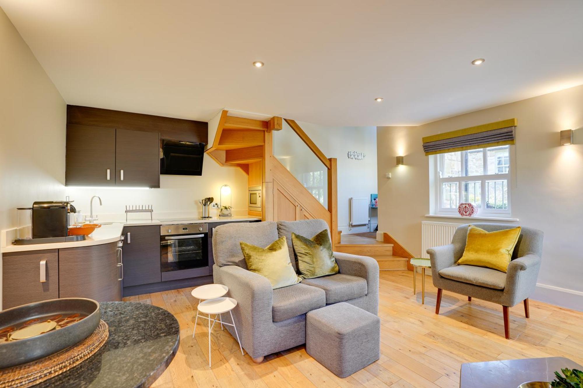 Garden Stable At Hallsteads: Luxury Stone Cottage, With Parking アルンマス エクステリア 写真